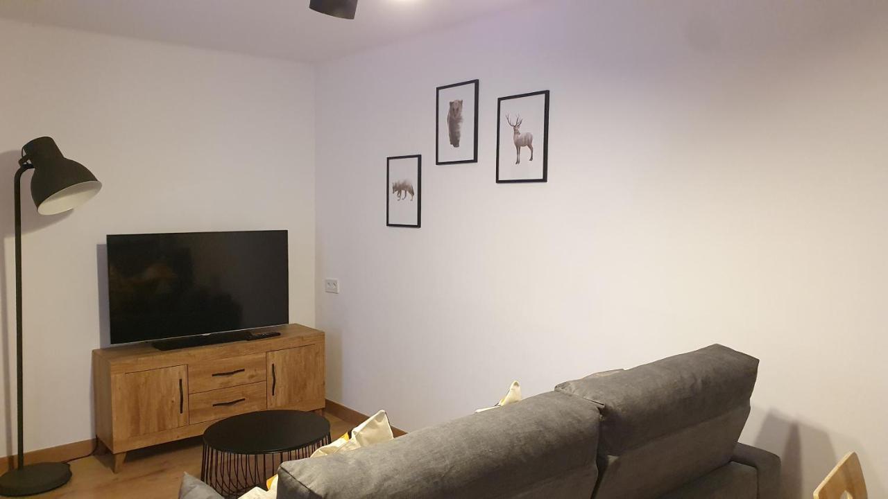 Xia Apartaments Con Acceso A Piscina Риалп Екстериор снимка