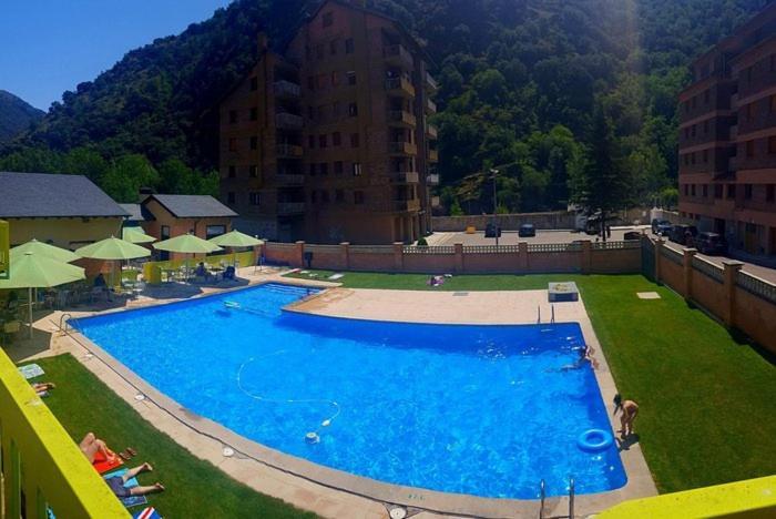 Xia Apartaments Con Acceso A Piscina Риалп Екстериор снимка